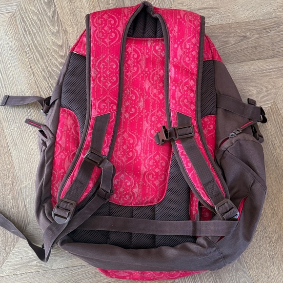 Red backpack - Picture 3 of 4